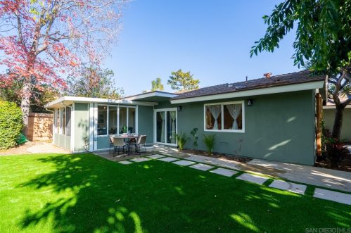 14291 Prospect Ave, Tustin CA  92780-2316 exterior