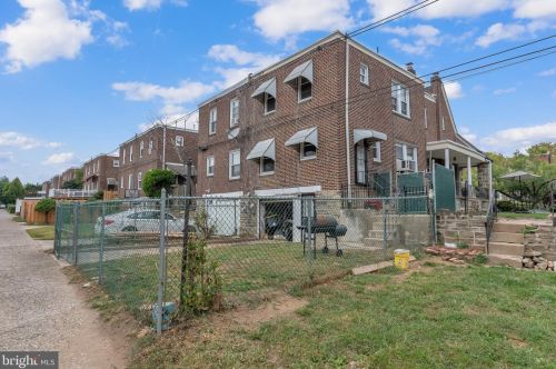 826 Knorr St, Philadelphia PA  19111-4826 exterior