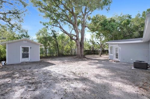 7115 Bonito St, Tampa FL  33617-8405 exterior