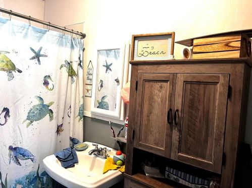 200 Park Ave, Woonsocket RI 02895-4783 exterior