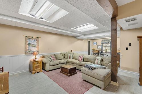 4692 Kenneth Dr, Lilburn GA  30047-5256 exterior