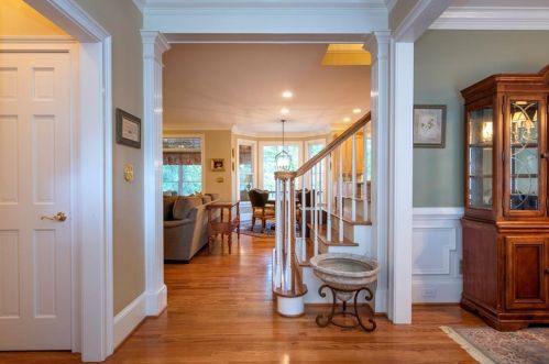 3829 Alexandria Dr, Gainesville GA 30506-4318 exterior