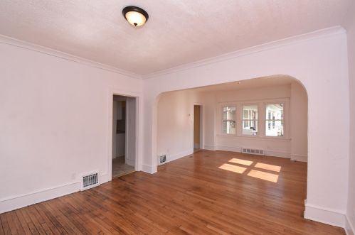 3203 Julia St, Milwaukee WI 53212-1930 exterior