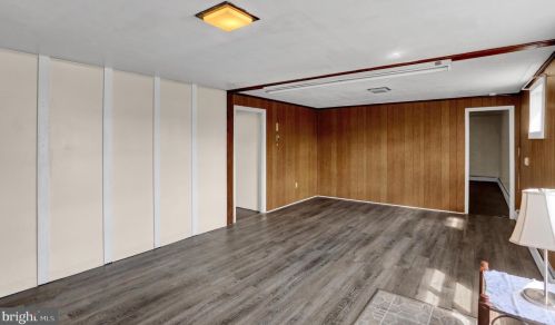 421 Fairview St, Pottstown PA 19464-6136 exterior