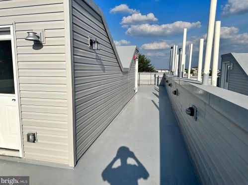 2240 2nd St, Philadelphia PA  19133-0033 exterior