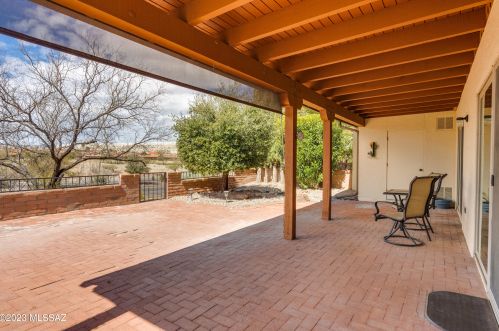 3944 Placita De Ln Moneda, Green Valley AZ 85622-5063 exterior