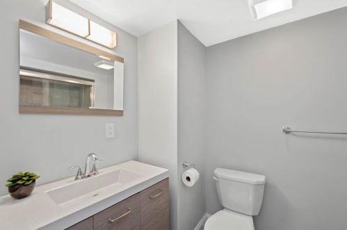 5416 Camelia St, Pittsburgh PA  15201-2211 exterior