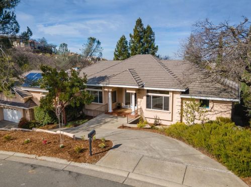 4151 Hensley Cir, Folsom CA 95762-4278 exterior