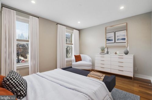 1814 Catharine St, Philadelphia PA  19146-1835 exterior