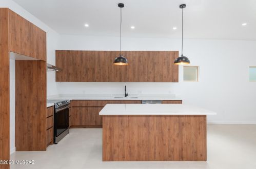 414 18th St, Tucson AZ 85745-3040 exterior