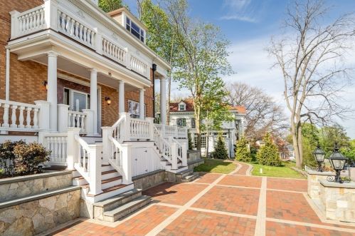 95 Commonwealth Ave, Boston MA exterior