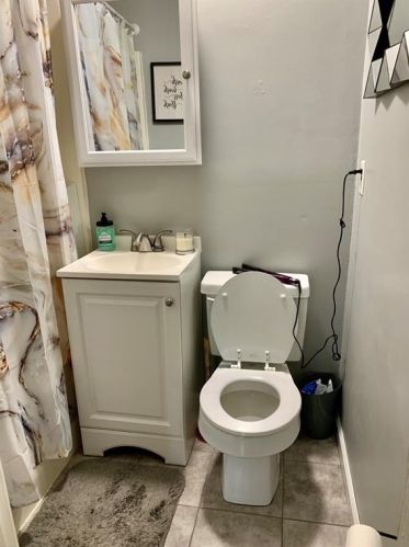 563 Willow St, Woonsocket RI  02895-5495 exterior