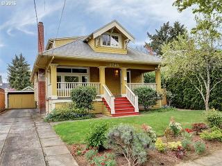 2745 52nd Ave, Portland OR  97206-1431 exterior