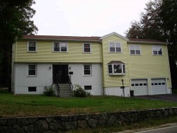 722 Quinobequin Rd, Newton, MA 02468-2117