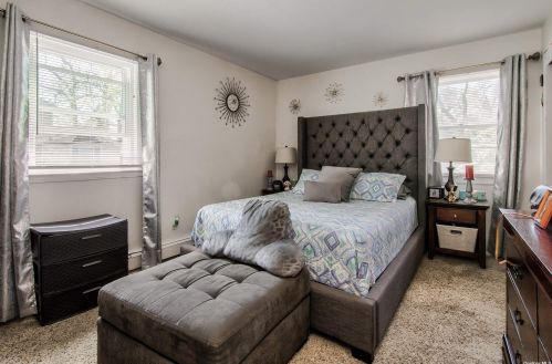 58 21 St, Huntington Station NY 11746-3259 exterior