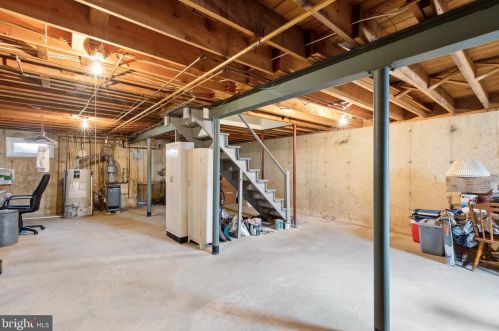 21 Columbus Ave, Pittsburgh PA 15233-1204 exterior