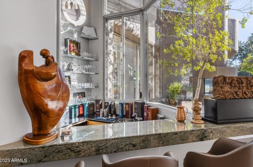 2111 Colter St, Phoenix AZ  85015-2821 exterior