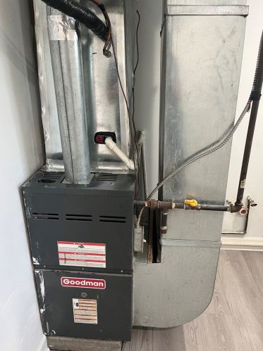 1651 Harding Ave, Chicago IL  60647-4609 exterior