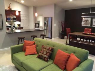 10630 Channelside Dr, Tucson, AZ 85748-3722