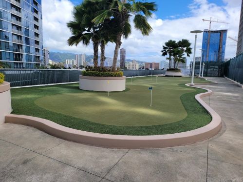 1288 Kapiolani Blvd, Honolulu HI  96814-2888 exterior