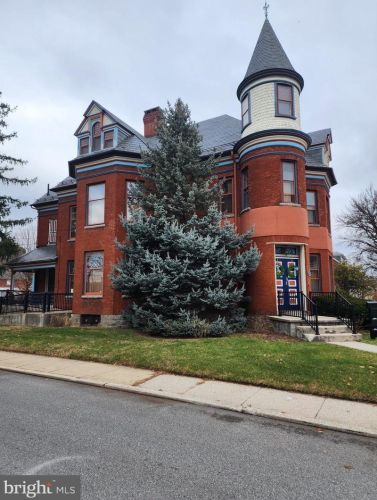 200 Walnut St, Hanover PA  17331-2534 exterior