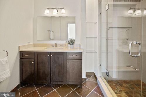 1677 32 St, Washington DC 20007-2931 exterior