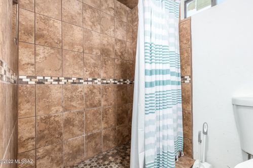 225 Columbia St, Tucson AZ  85714-2517 exterior