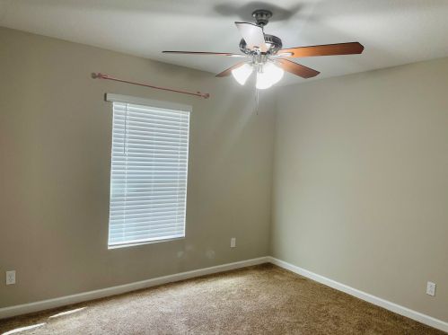 112 Ridgecrest Dr, Fort Pierce FL  34953-5449 exterior