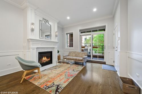 3252 Damen Ave, Chicago, IL 60618-6339