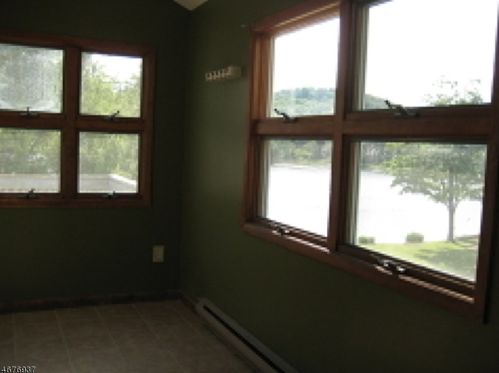 43 Clove Ave, Wantage NJ 07461-1915 exterior