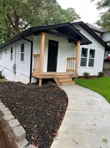 155 Hemphill School Rd, Atlanta GA  30331-1621 exterior