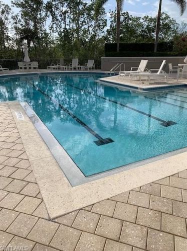 7225 Pelican Bay Blvd, Naples FL 34108-5515 exterior