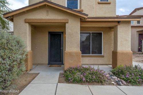 2213 Mcconnell Dr, Tucson AZ 85710-8091 exterior