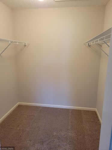 15711 Griffon Path, Saint Paul MN 55124-7027 exterior