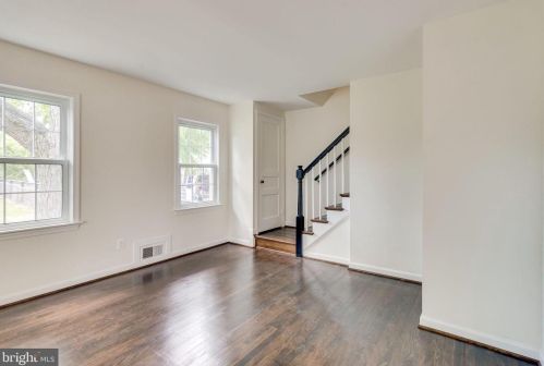 5906 Monticello Rd, Alexandria VA  22303-1337 exterior