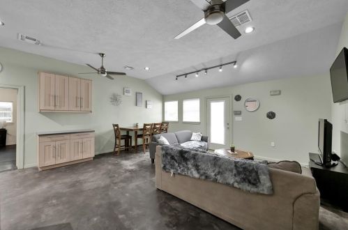 12891 Rocky Rd, Conroe TX 77306-7125 exterior