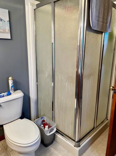 4645 68th St, Milwaukee WI  53220-3917 exterior