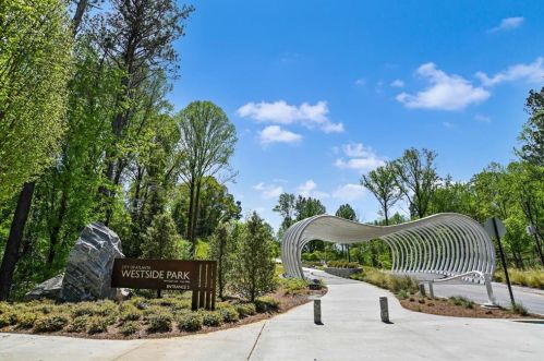 884 Margaret Pl, Atlanta GA 30318-4845 exterior