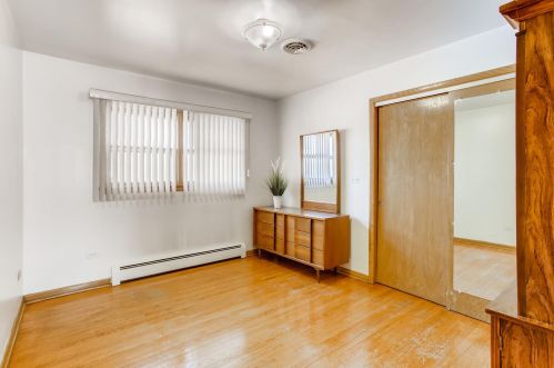 4535 Newcastle Ave, Chicago IL 60706-4832 exterior