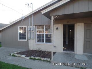 2917 Chisholm Trl, Irving TX  75062-8015 exterior