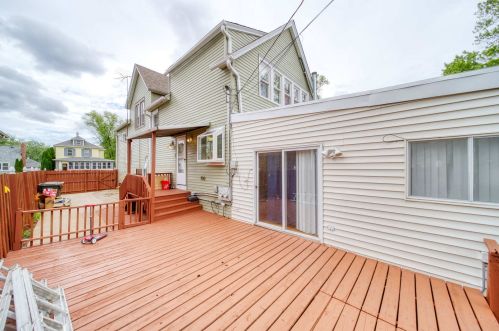 1000 8 Ave, Broadview IL 60153-1903 exterior