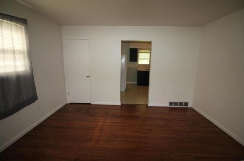 8605 Ardelia Ave, Saint Louis MO 63114-4439 exterior