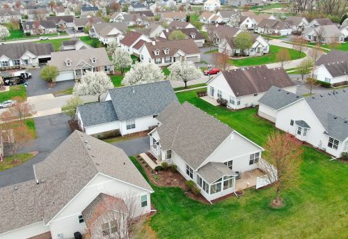 1706 Devonshire Ln, Joliet IL 60404-8177 exterior