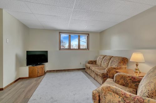 302 10 St, Sartell MN 56377-1170 exterior