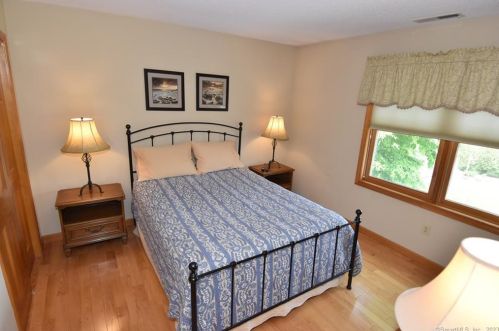 3 Ajellos Farm Rd, Seymour CT 06483-2363 exterior