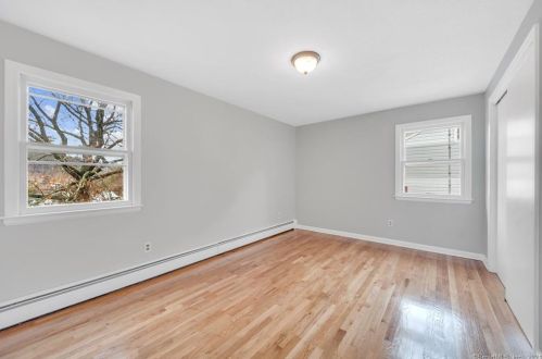 405 Francis St, New Britain CT 06053-3052 exterior