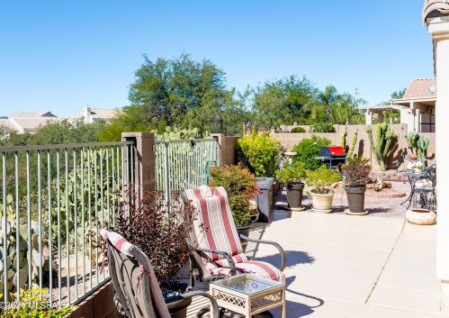 1484 Ganymede Dr, Tucson AZ 85737-3418 exterior