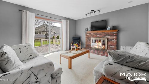 4010 Chamberlain Ave, Grand Rapids MI 49508-2615 exterior