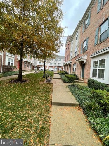 3 Old Stock Ln, Trenton, NJ 08691-3413