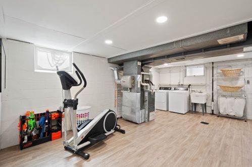 2360 Hidden Timber Dr, Pittsburgh PA 15241-3310 exterior